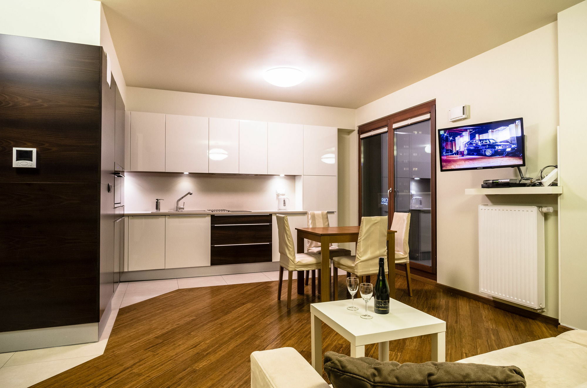 Silver Apartments วอร์ซอ ภายนอก รูปภาพ